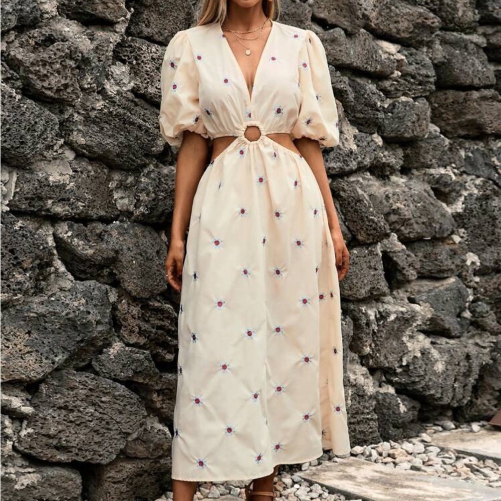 Elegant Cream Floral Dress